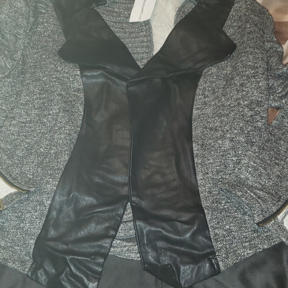 JACKET - Picture 4 of 4